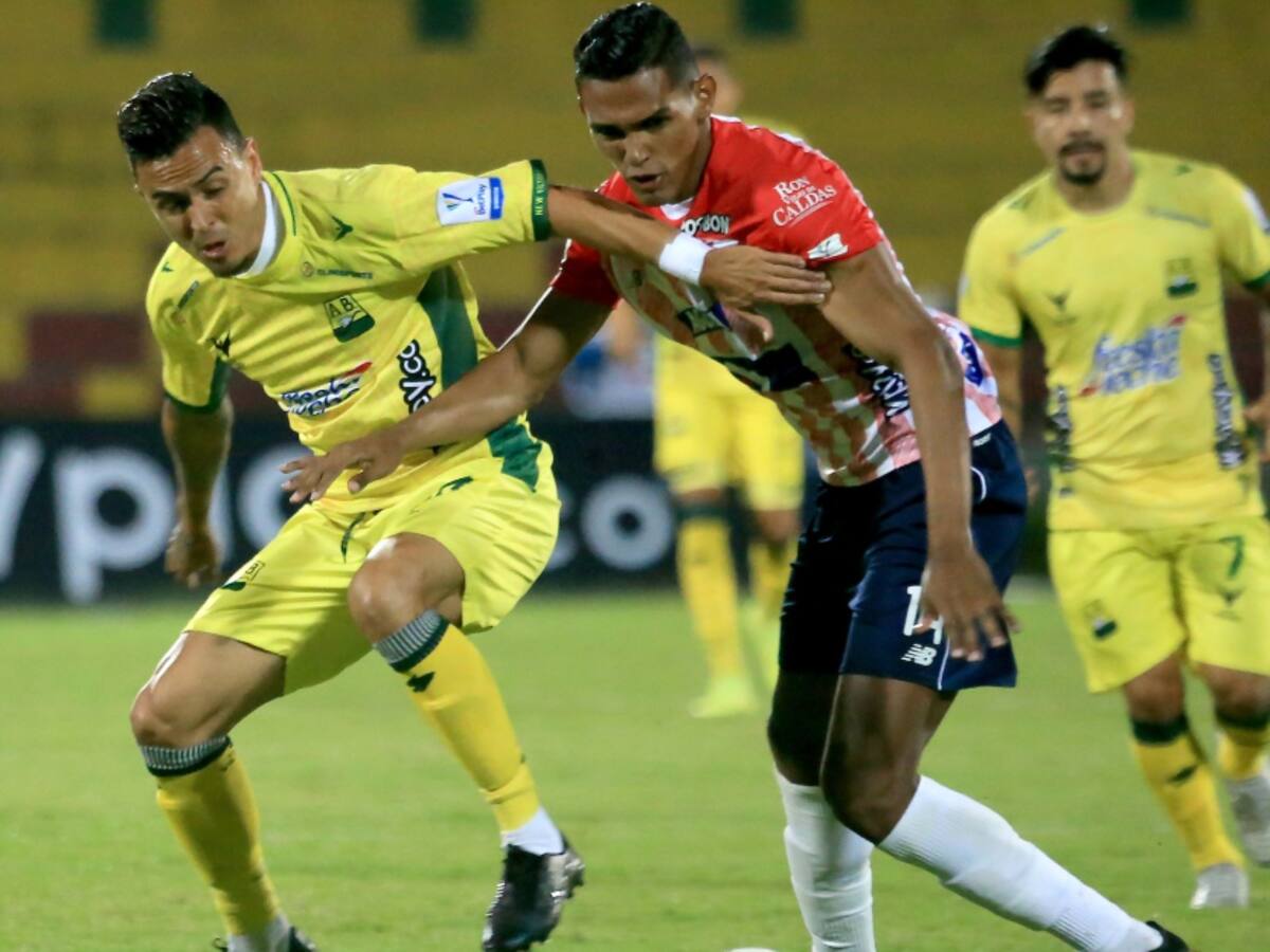 Henao le amargó la noche al Junior y salvó un punto para el Bucaramanga