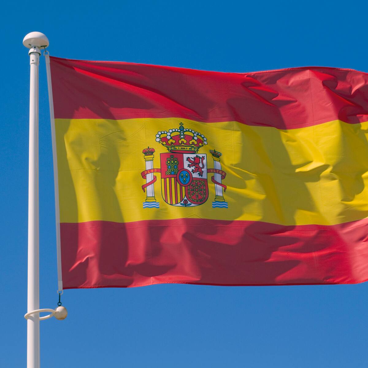 España asegura que “invasión terrestre sería un error tremendo” y exige a Israel respetar al Líbano