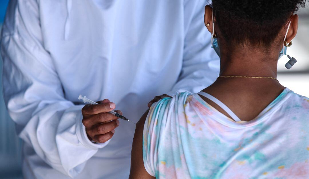 Vacunación COVID-19