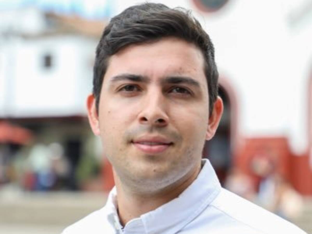 Empresa consultora, relacionada con Canacol, certificó experiencia de Esteban Restrepo