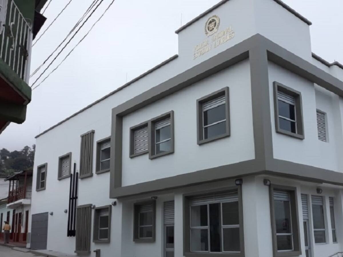 Lourdes estrena estación de policía