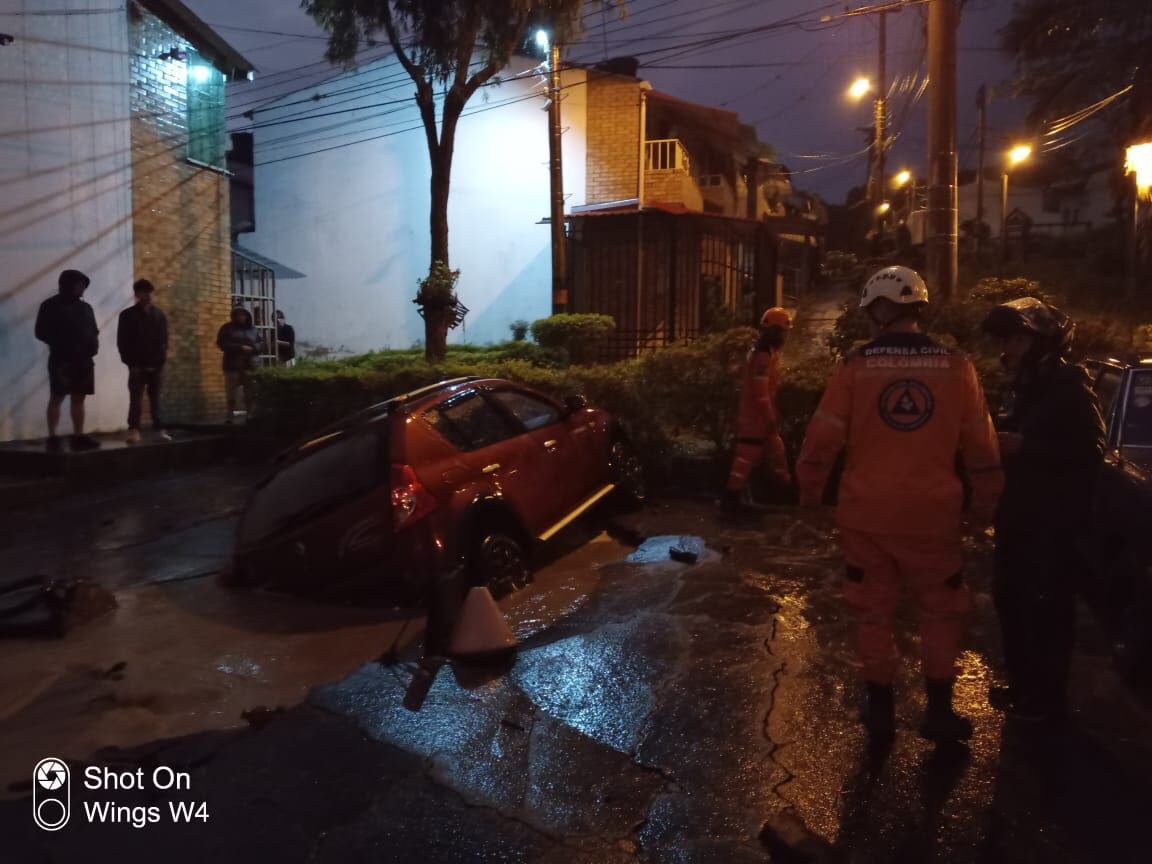 Desbodramiento de quebradas en Fusagasugá. Foto: Bomberos Cundinamarca