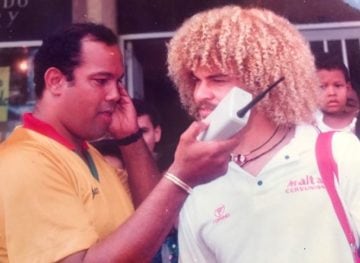 Eugenio Baena entrevistando a Carlos 'El Pibe' Valderrama / Archivo Personal.