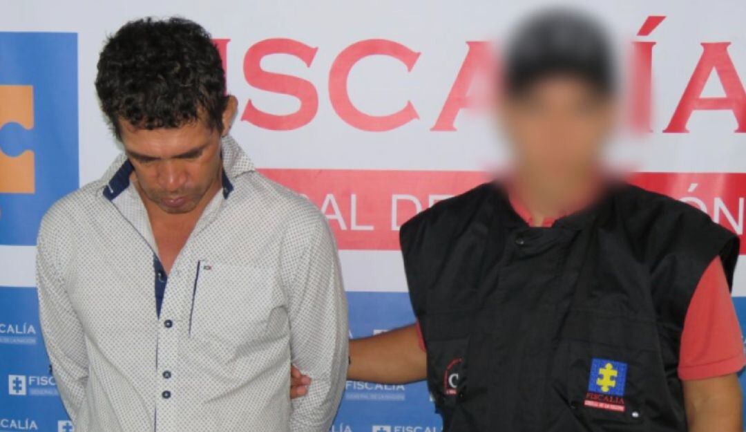 El hombre es buscado por las autoridades luego que fuera dejado en libertad por vencimiento de términos.