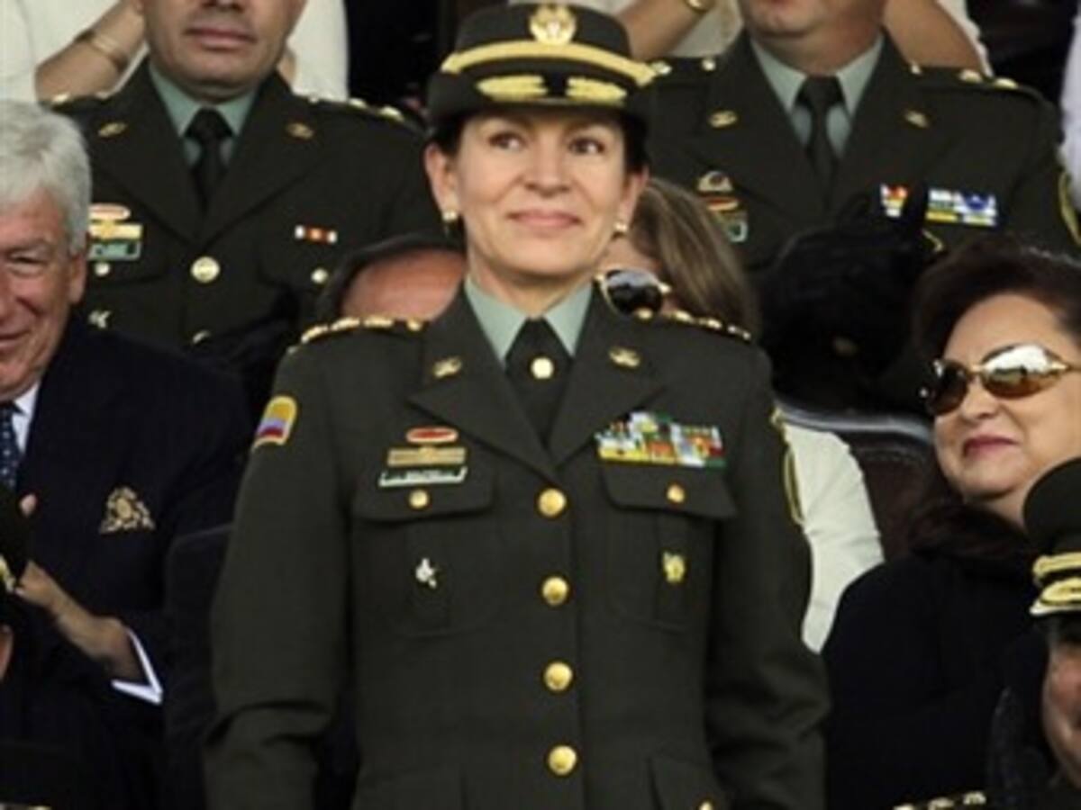 “El compromiso de la mujer ha contribuido a la solidez de la Policía”: general Bustos