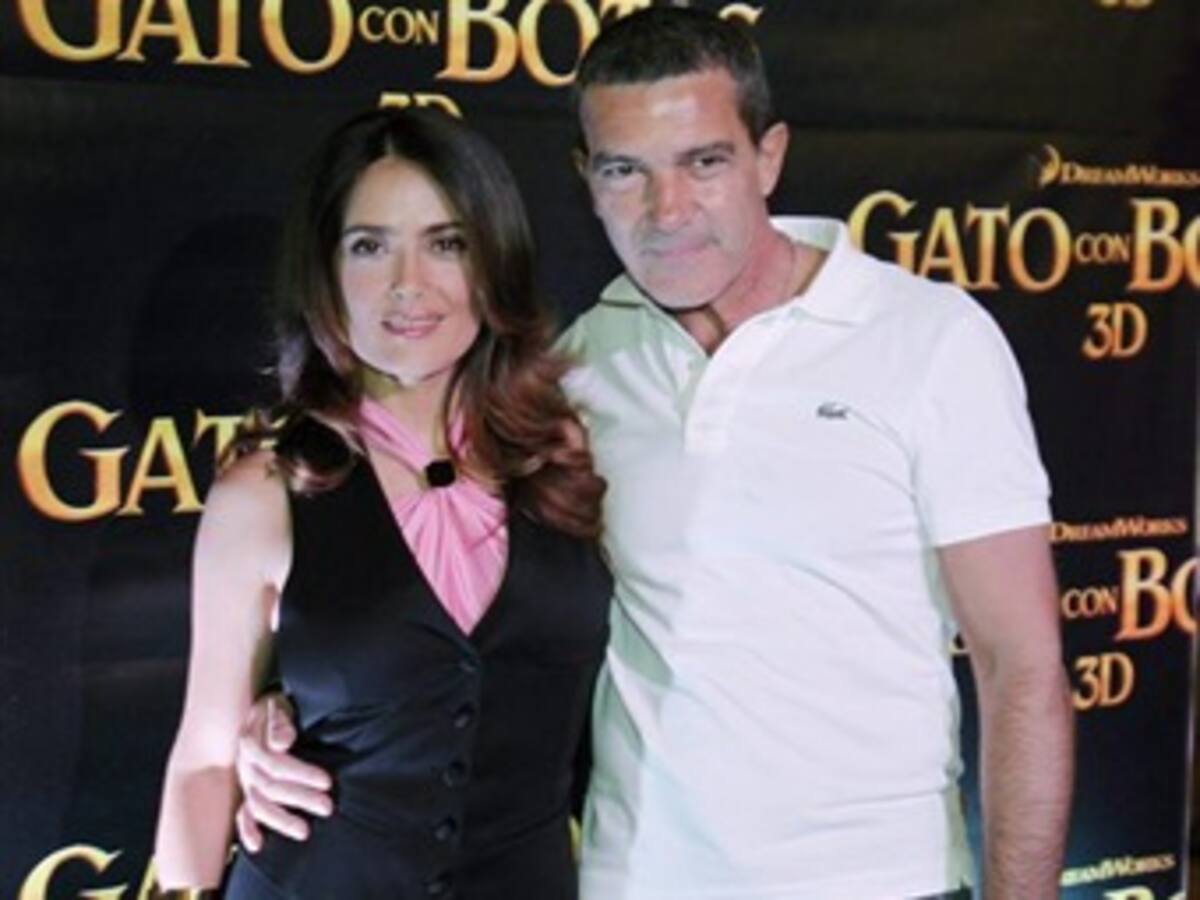 Salma Hayek atribuye a química con Antonio Banderas su carrera en Hollywood