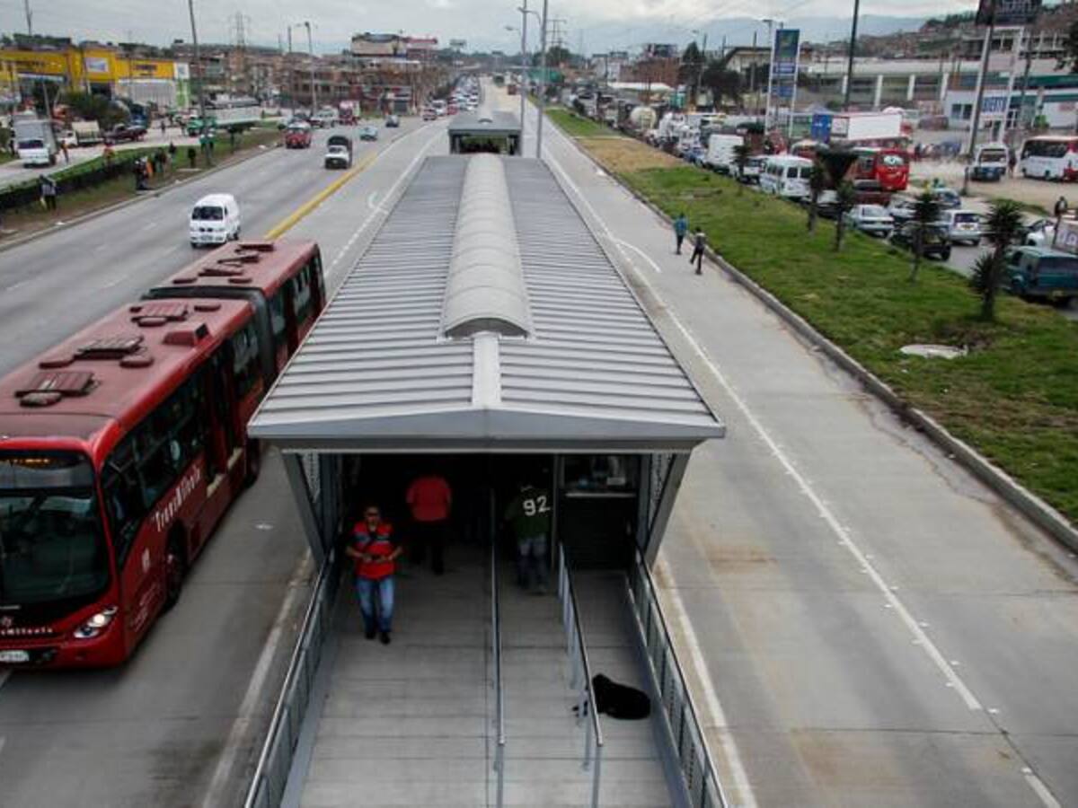Van 380 multados por 'colarse' en Transmilenio este año