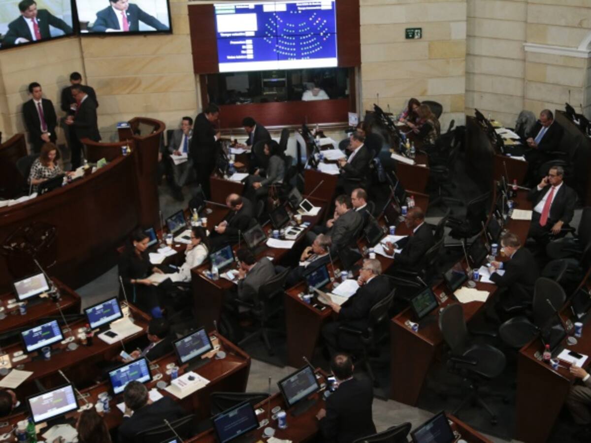 Santos agradeció al Centro Democrático y a la Unidad por la Paz, por aprobación de reforma