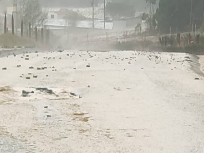 Múltiples viviendas afectadas en Oicatá debido al fuerte aguacero.