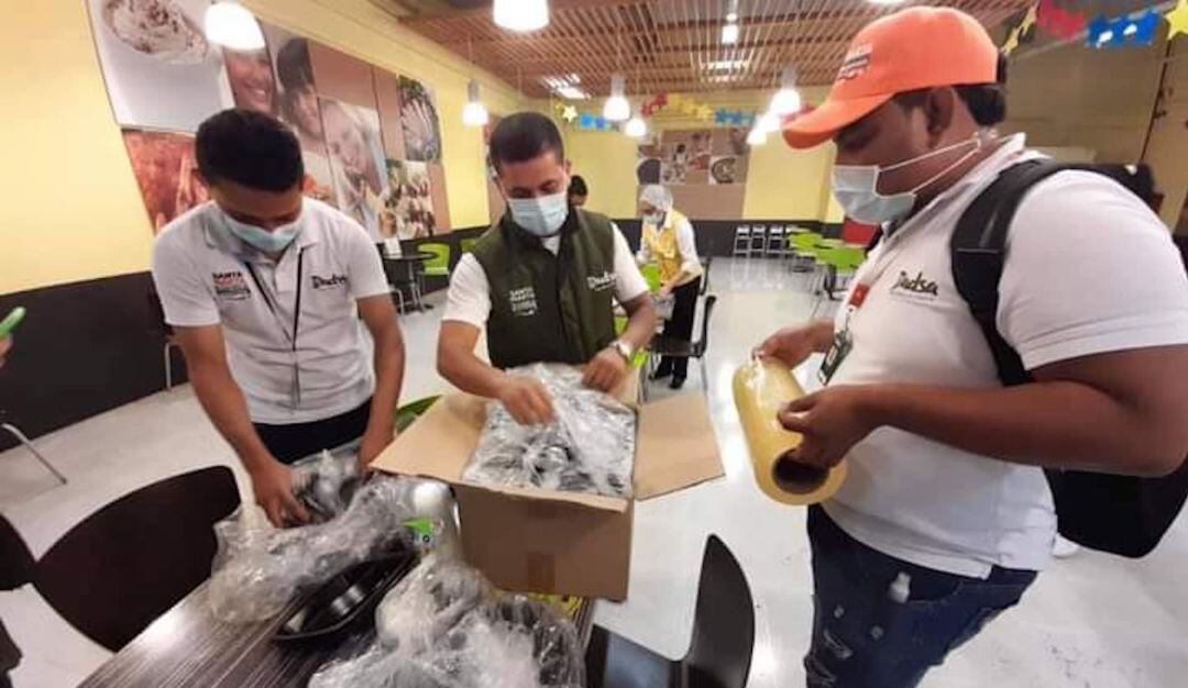 Inspeccionan almacenes 