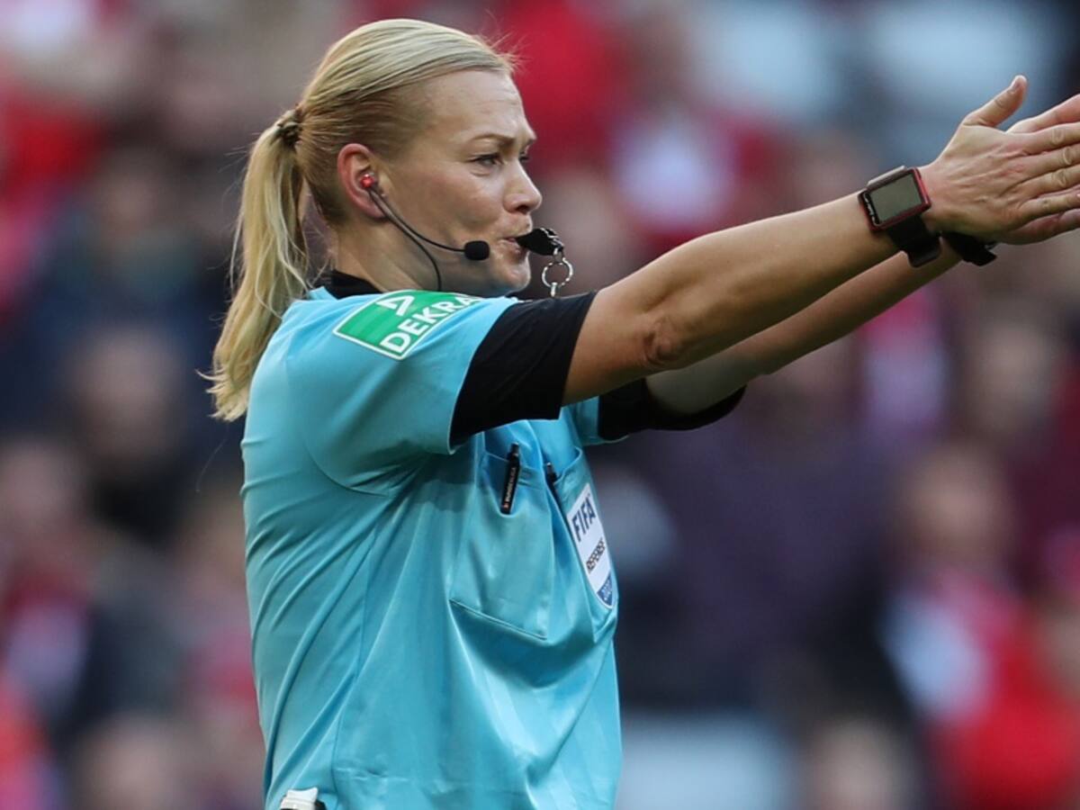 Bibiana Steinhaus, la árbitra y policía que regresará con la Bundesliga