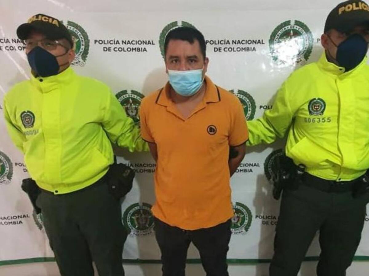 Huía de la justicia luego de asesinar a su esposa