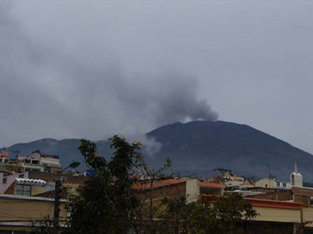 Desmienten posible erupción del volcán Galeras