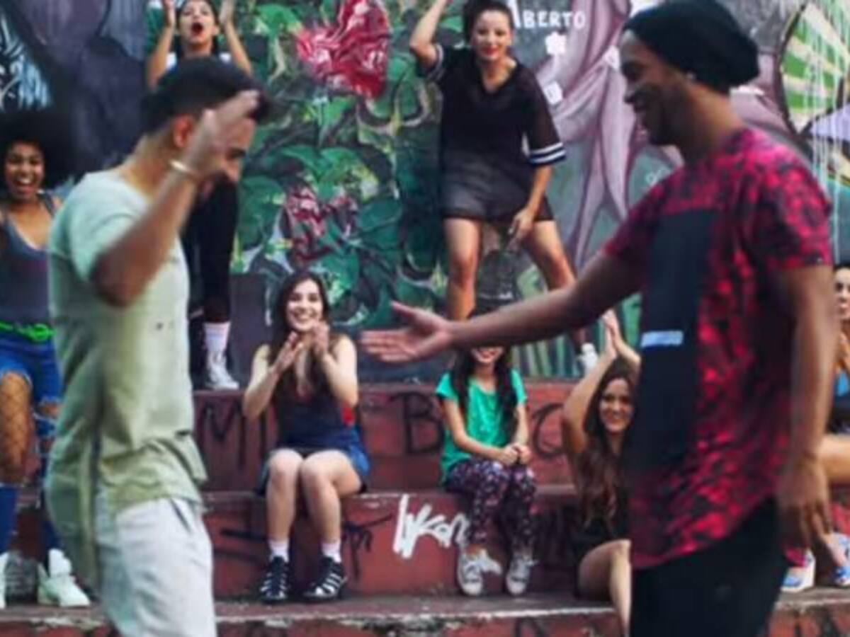 Ronaldinho el protagonista del nuevo video musical de Maluma