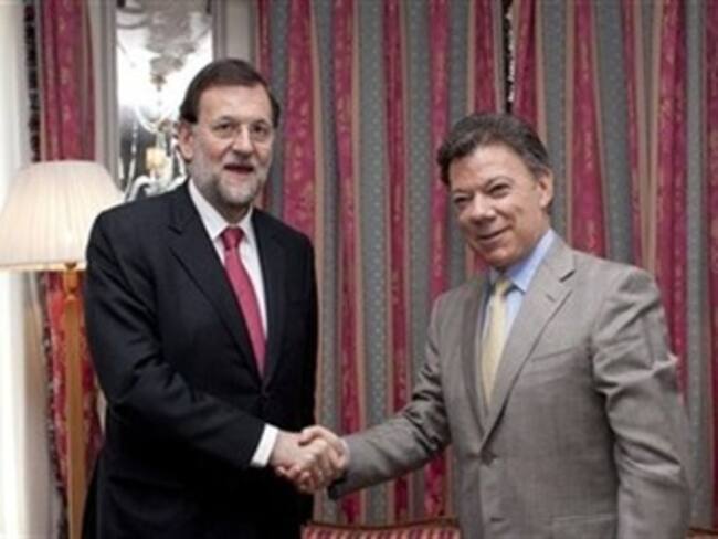Presidente Santos felicita a Mariano Rajoy por triunfo electoral