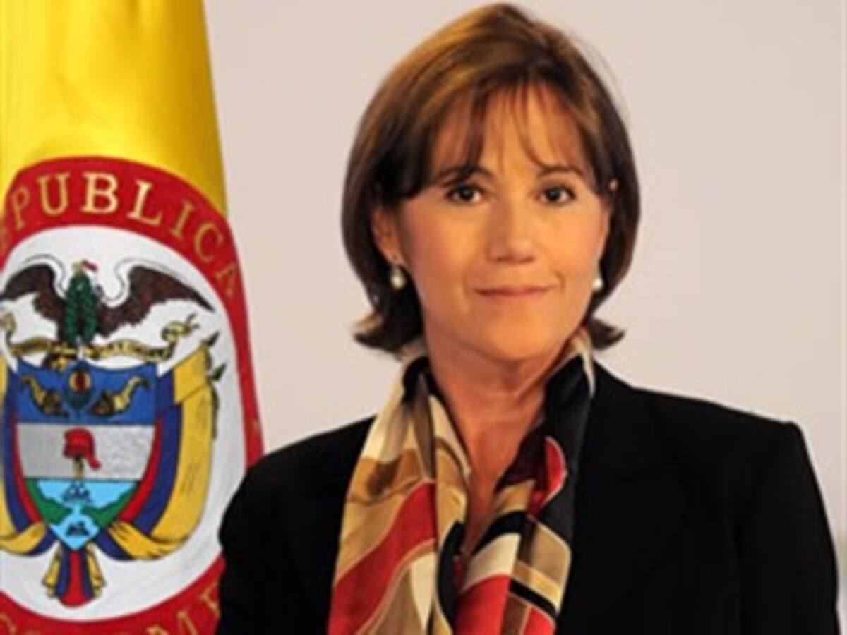 Ministra de Salud estudia presentar su renuncia