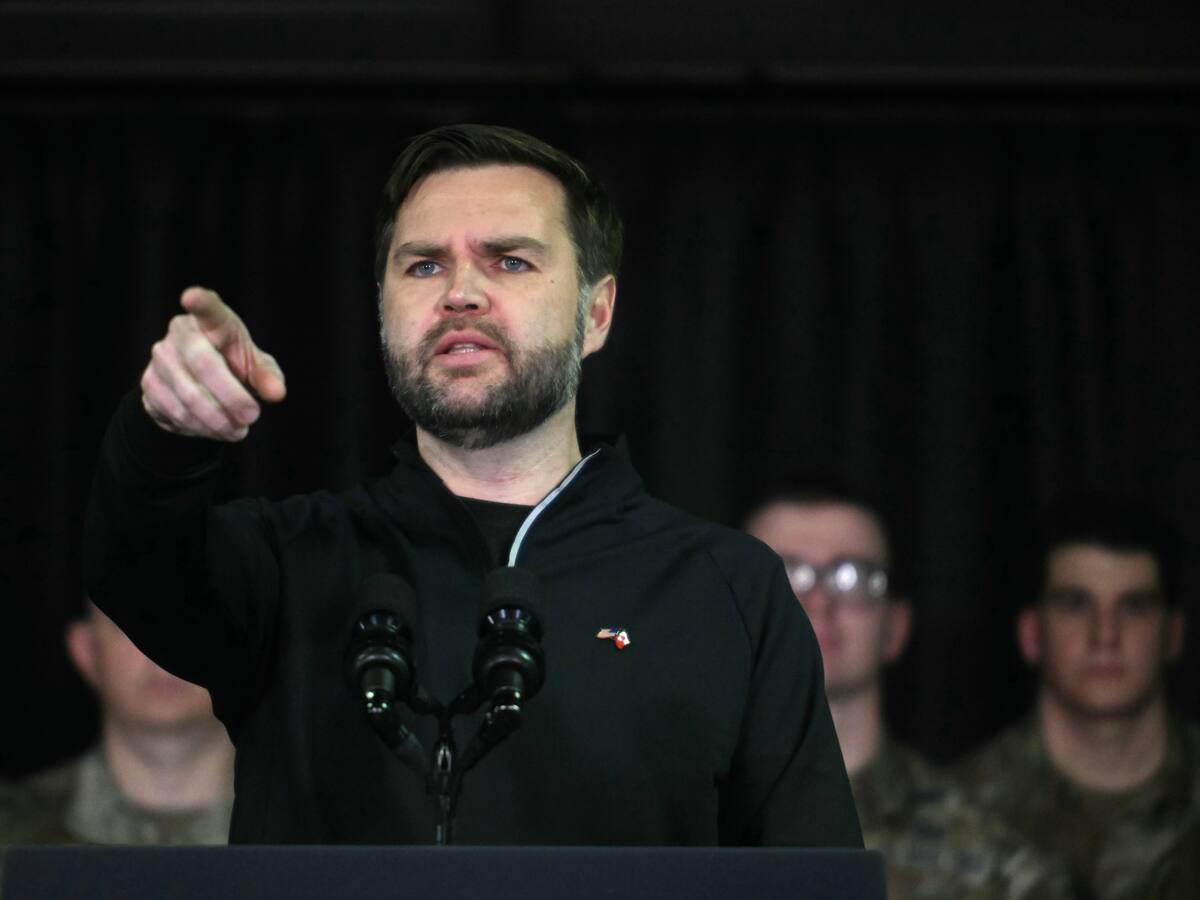 JD Vance asegura que no se despedirá a nadie por la filtración de información en chat grupal