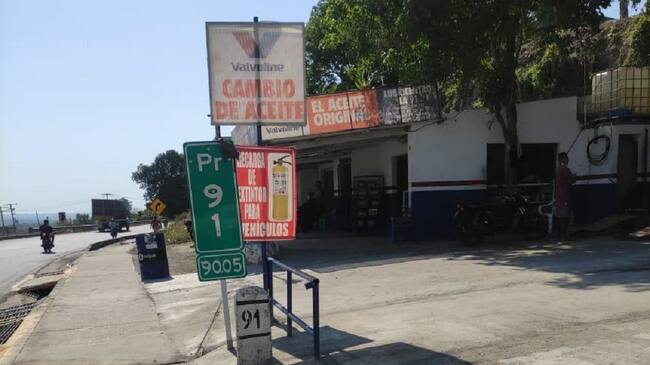 El lavadero está ubicado en la carretera Troncal de Occidente, sector La Plaza