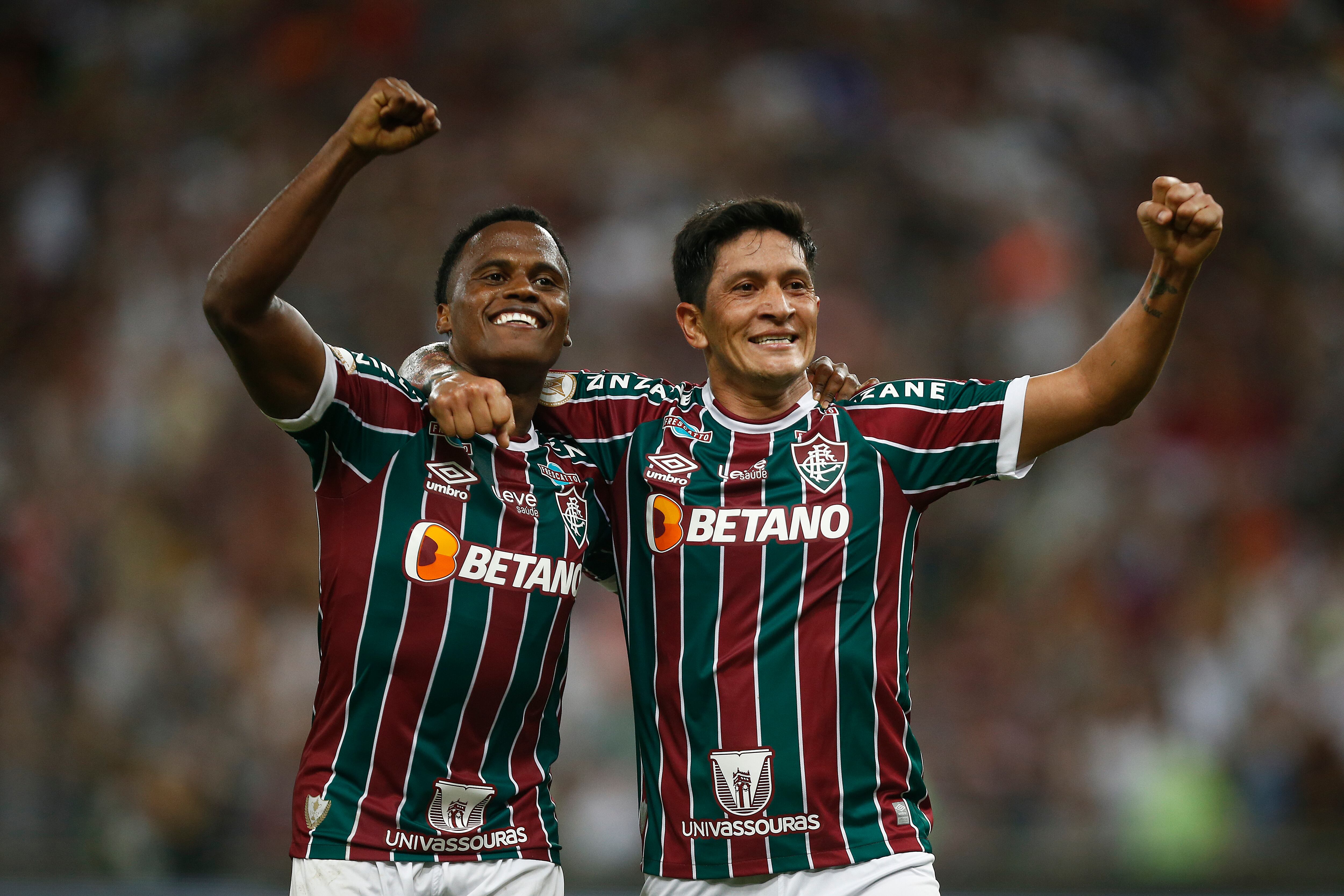 Jhon Arias y Germán Cano celebrando. (Photo by Wagner Meier/Getty Images)