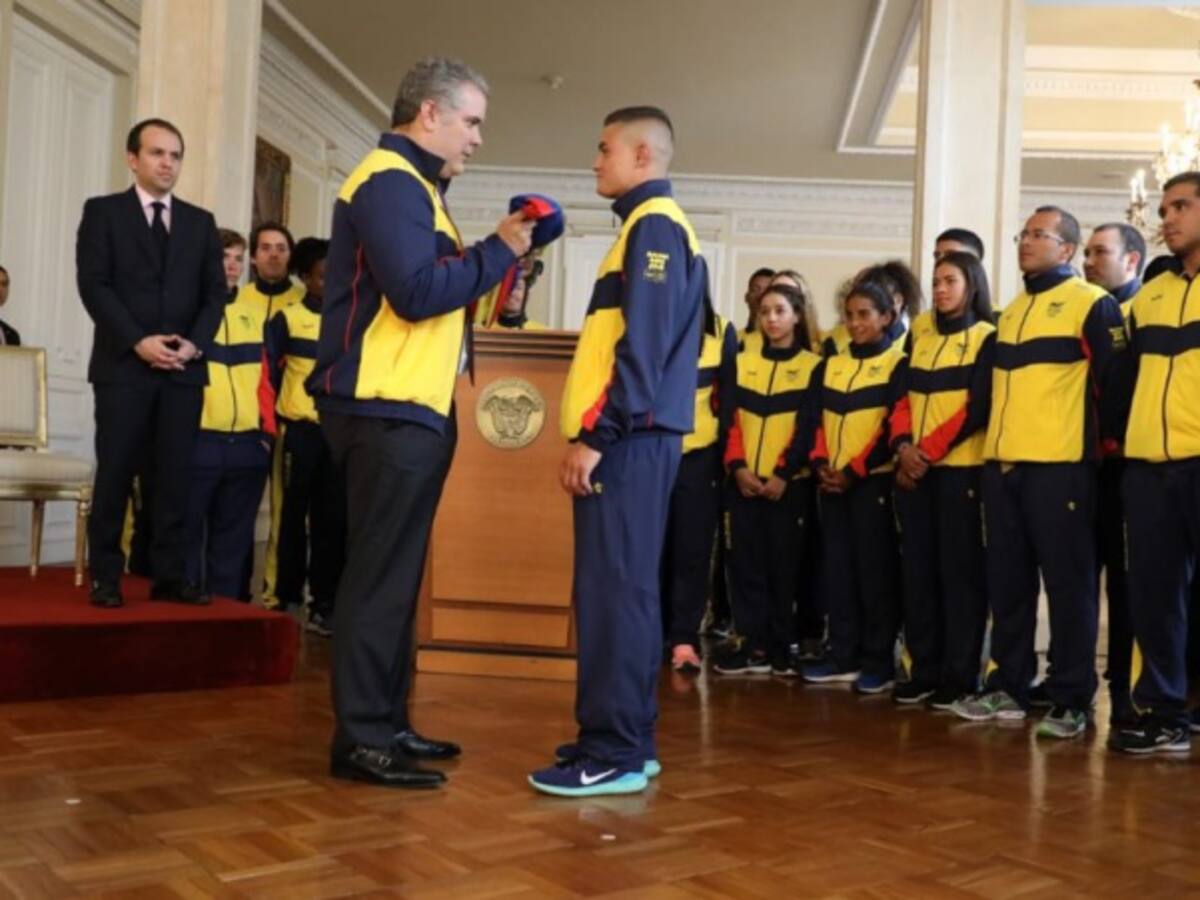 Delegación colombiana recibió la bandera para los Olímpicos de la juventud