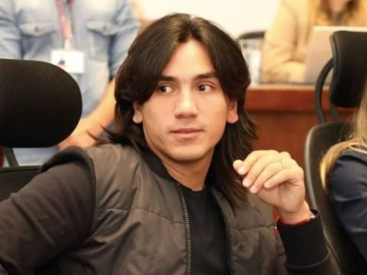 Concejal pide renuncia de directivos del Centro Democrático