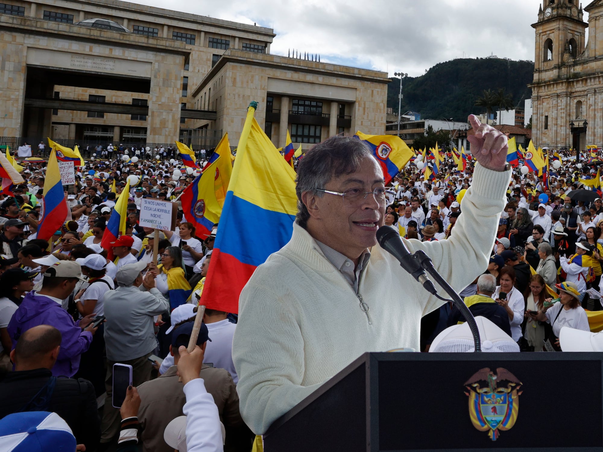 Marchas convocadas por Petro. Fotos: EFE y Getty Images,