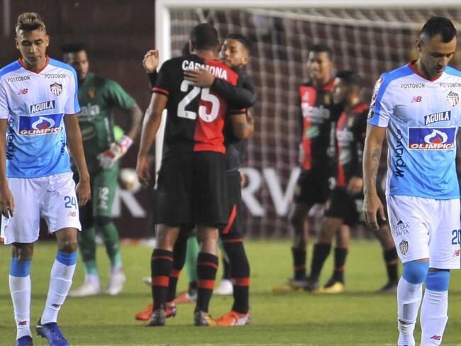 Junior cae con Melgar y complica su continuidad en Libertadores