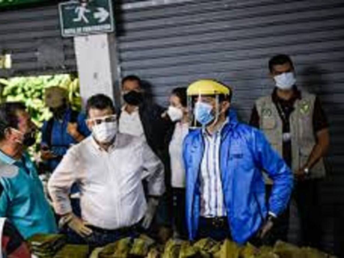 Refuerzan seguridad en la plaza de la 21 en Ibagué