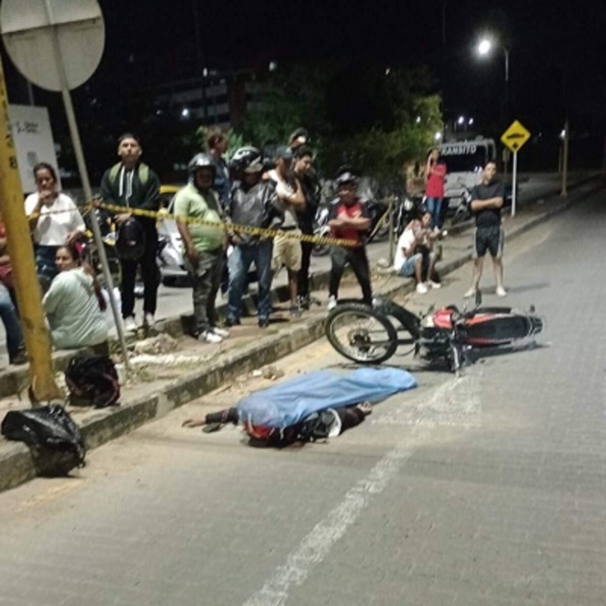 Peatón y motociclista murieron en accidentes de tránsito