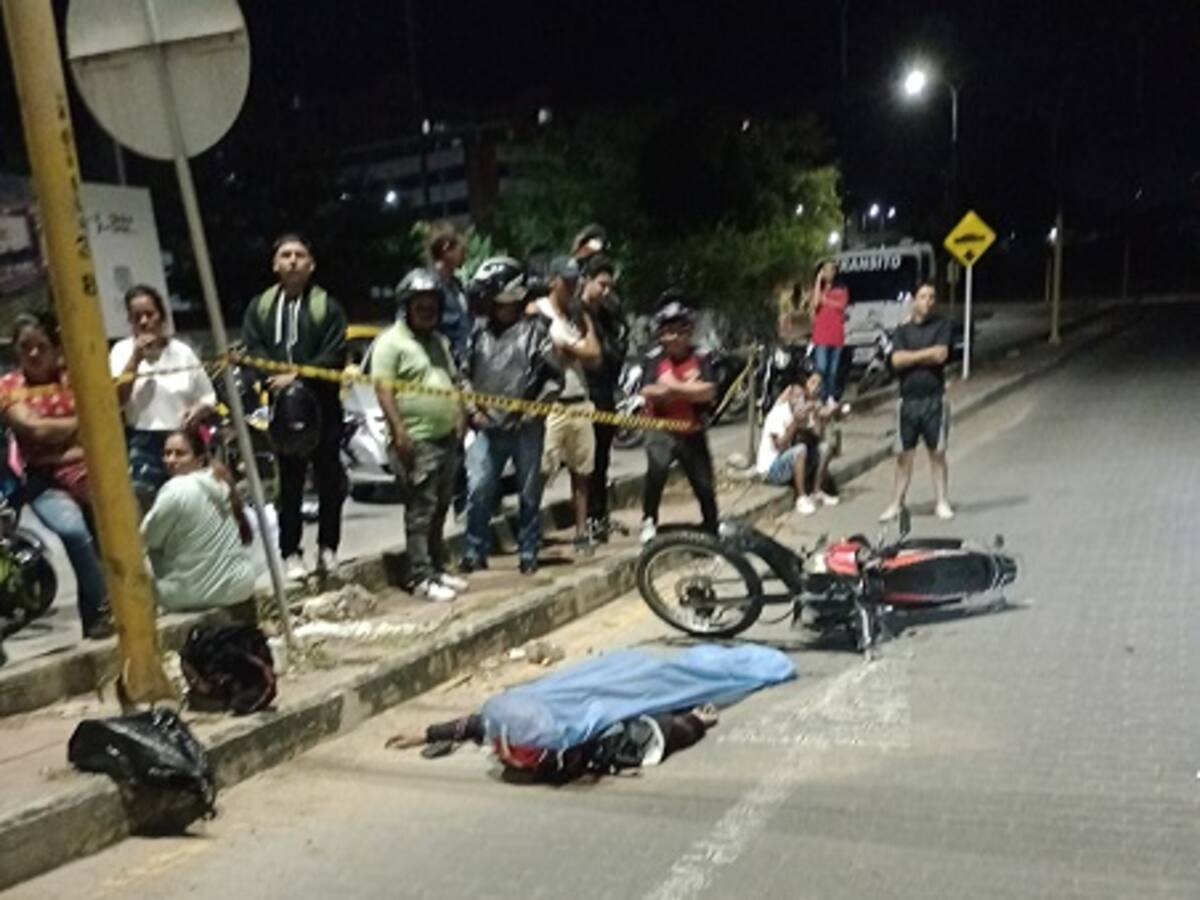 Peatón y motociclista murieron en accidentes de tránsito