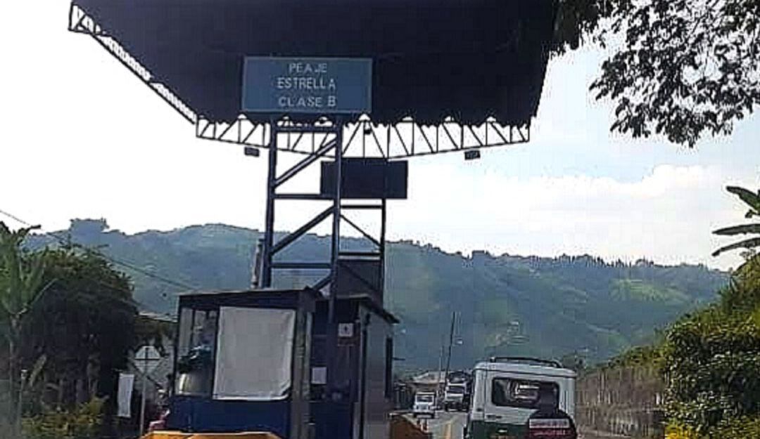 Peaje en la vía Manizales-Neira, Caldas