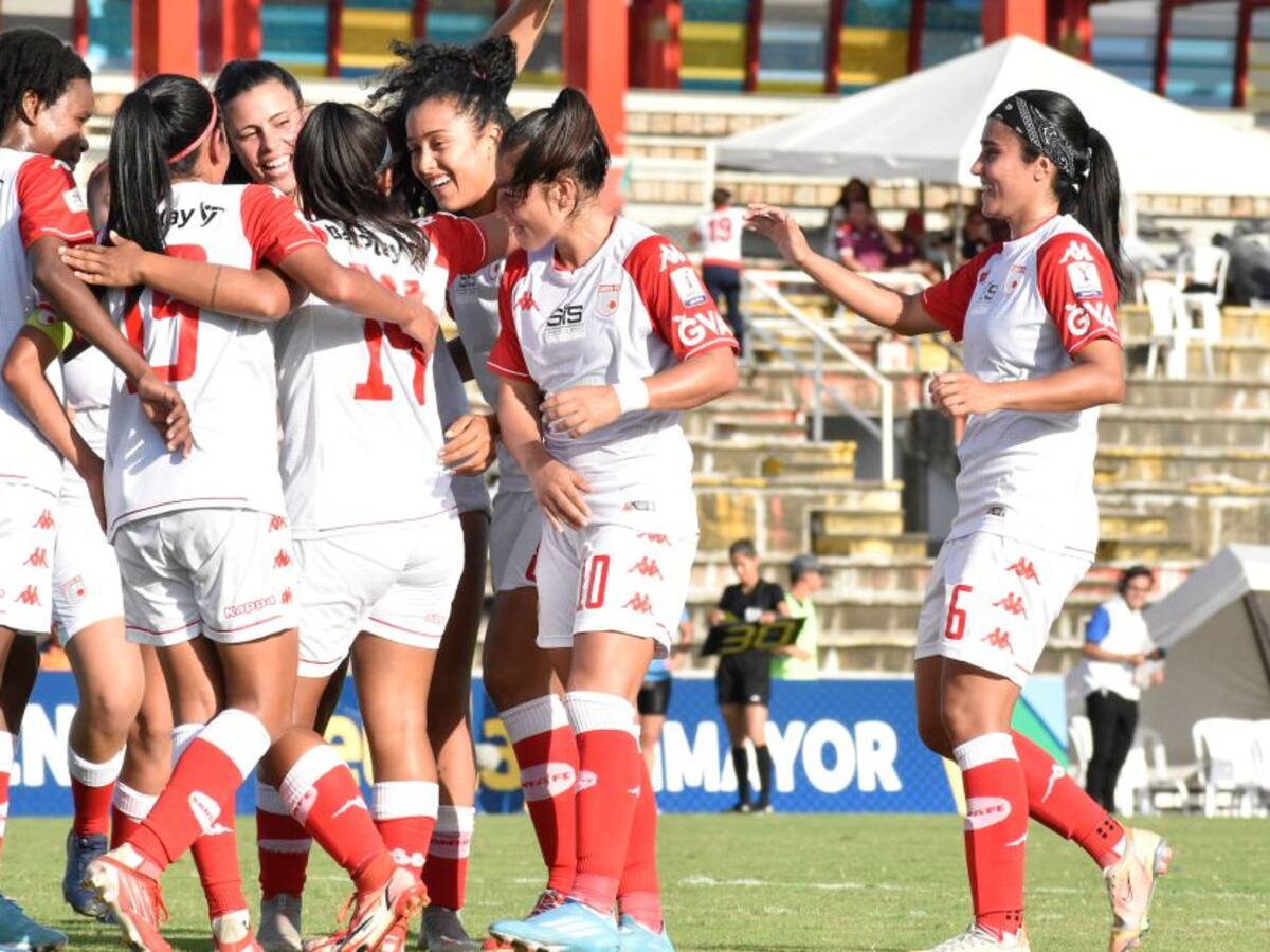 Méndez lamenta no apoyar más a las Leonas: "Ojalá nos callen la boca"