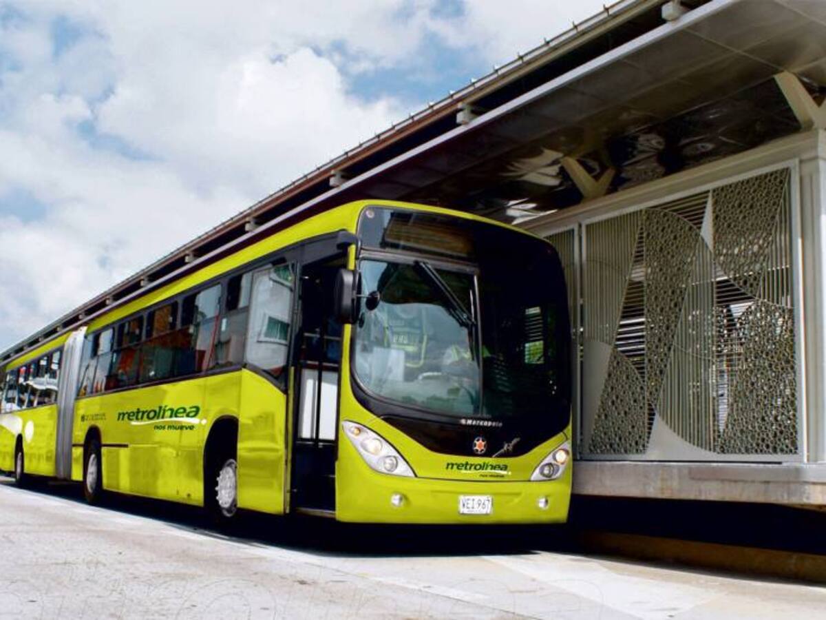 Bajan las tarifas del sistema de transporte masivo, Metrolínea