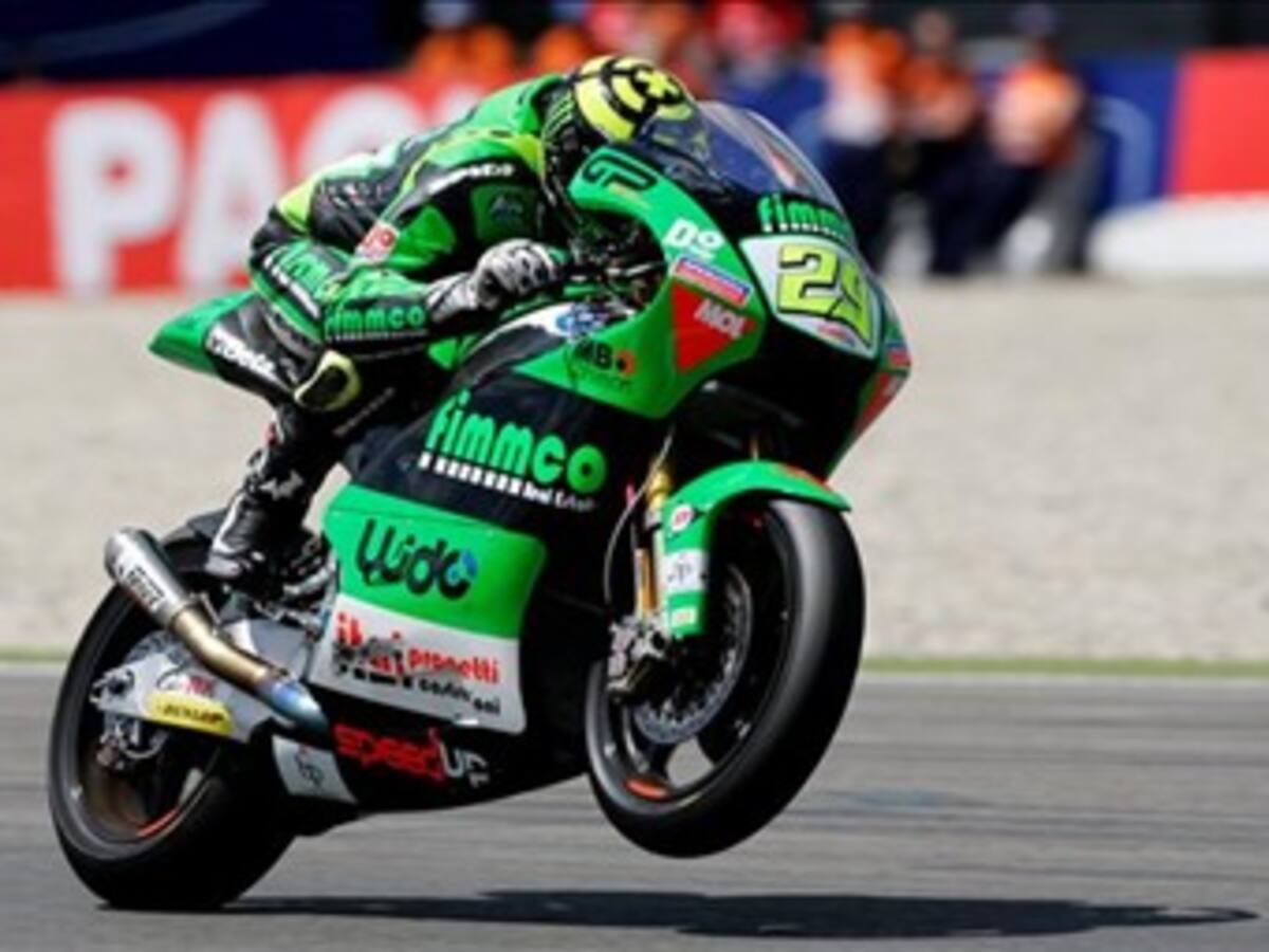 Yonny Hernández sumó un punto en el Mundial de Moto2 en Holanda