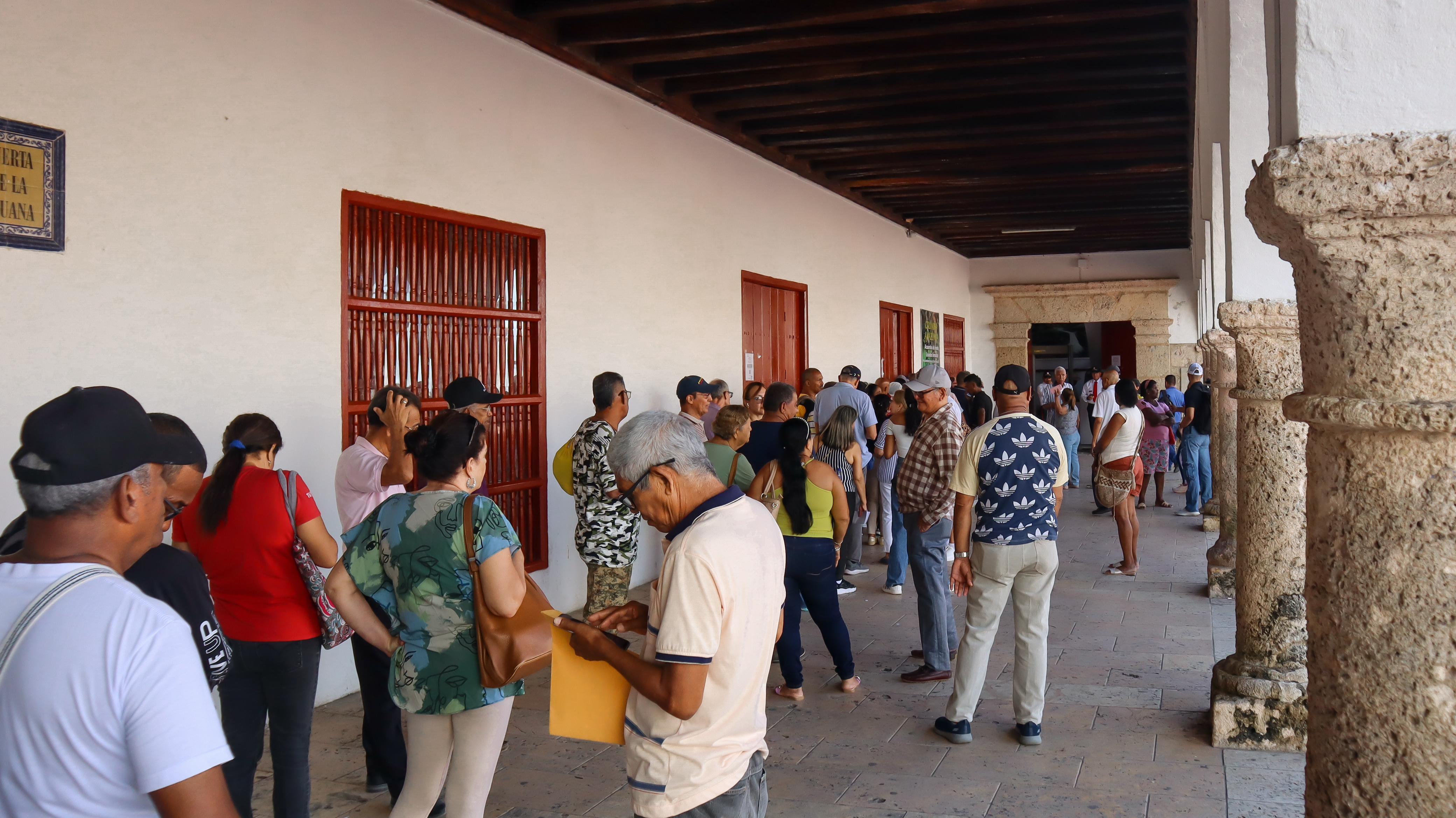 Cartageneros madrugaron a los descuentos en pago del predial vigencia 2025