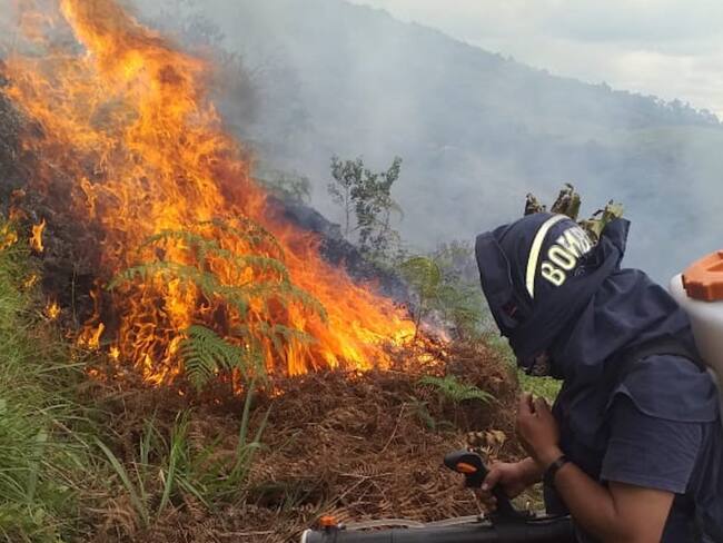 En alerta roja por incendios forestales. Foto Cortesía