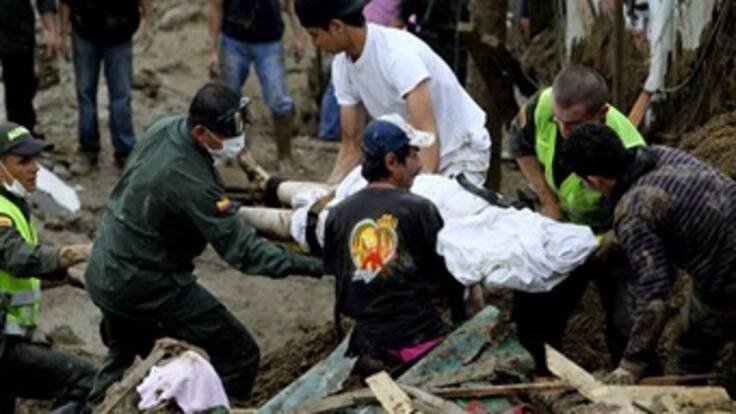 Han sido recuperados 48 cuerpos del alud que sepultó varias casas del barrio Cervantes en Manizales