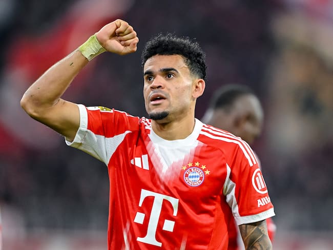 Luis Díaz arrasa con los fichajes más costosos de Europa: impresionante diferencia estadística. (Photo by Harry Langer/DeFodi Images/DeFodi via Getty Images)