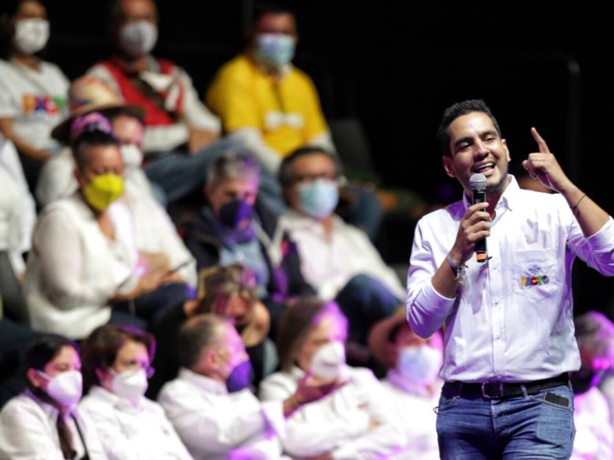Senador Alex Flórez presentó ante Congreso incapacidad médica por 15 días