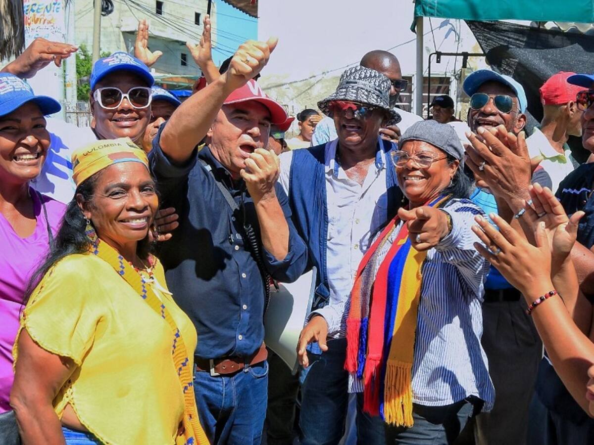 William García Tirado conmemoró la Independencia de Colombia en Olaya Herrera