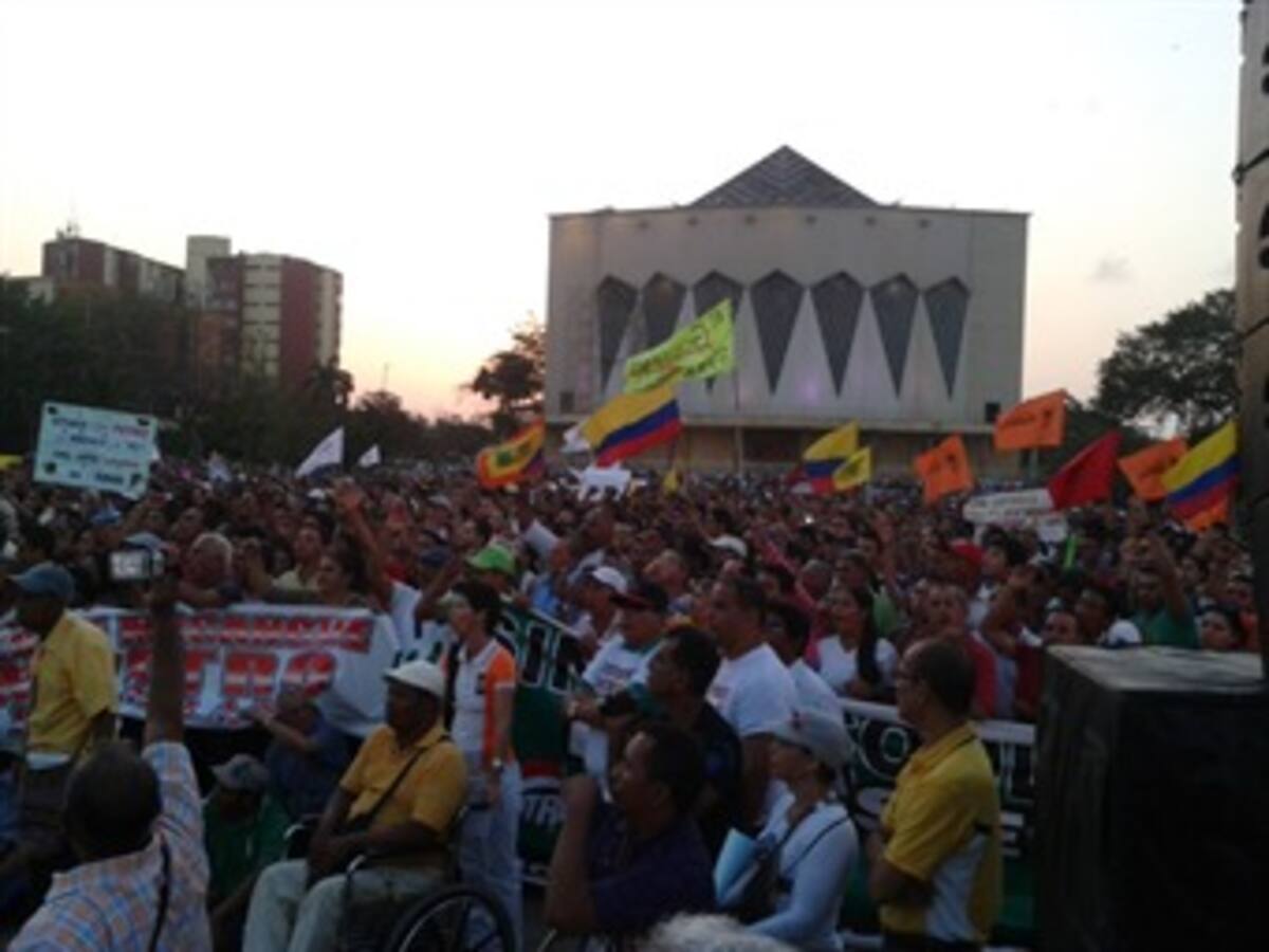 Exalcalde Petro asistió a concentración política en Barranquilla