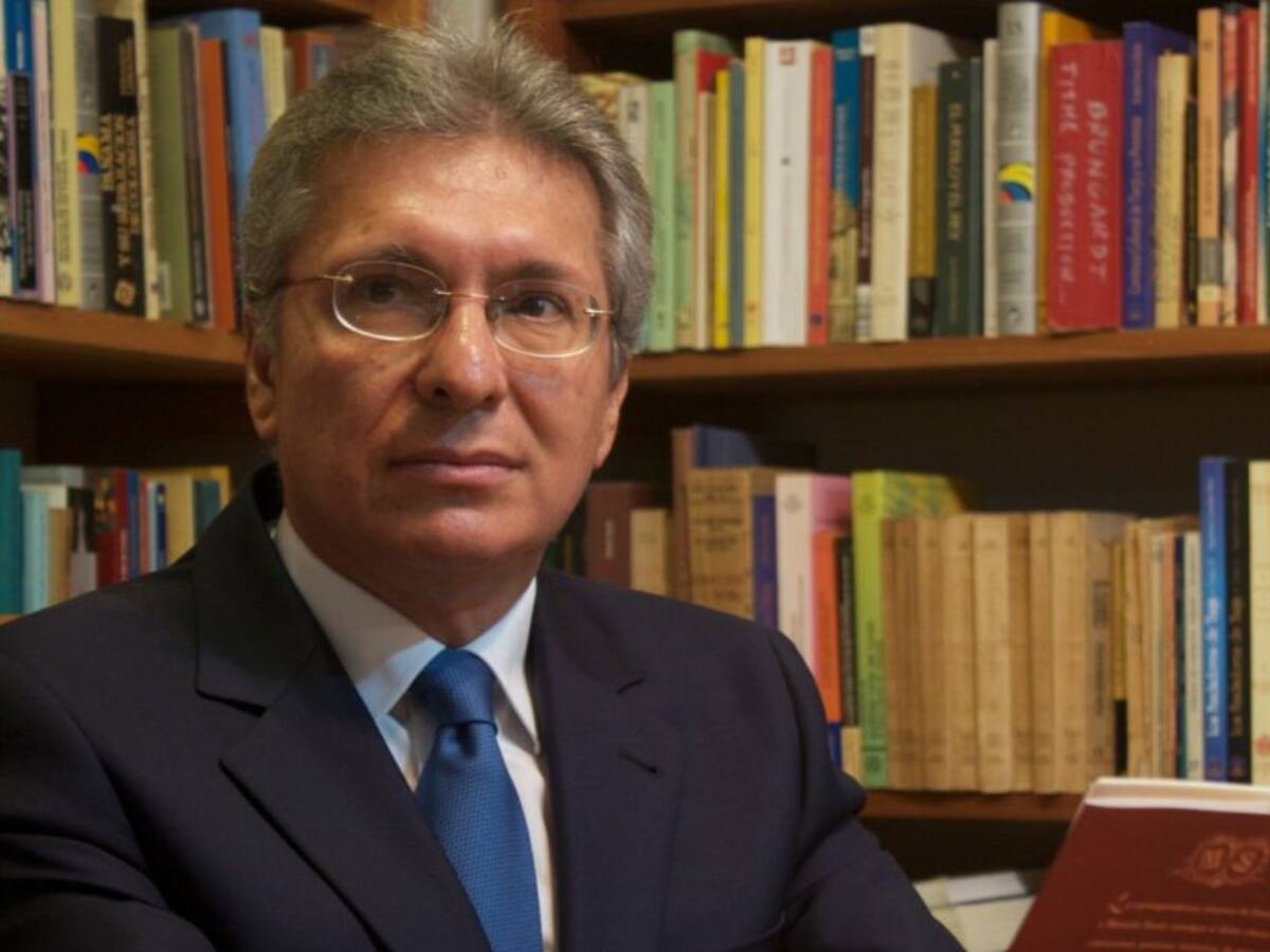 "La de 1821, la primera constitución nacional": Armando Martínez Garnica