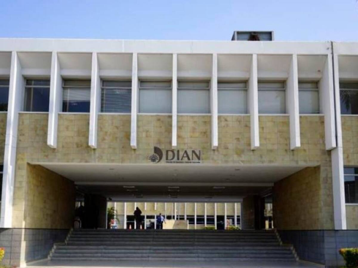 En Cartagena DIAN abre convocatoria con más de 200 empleos