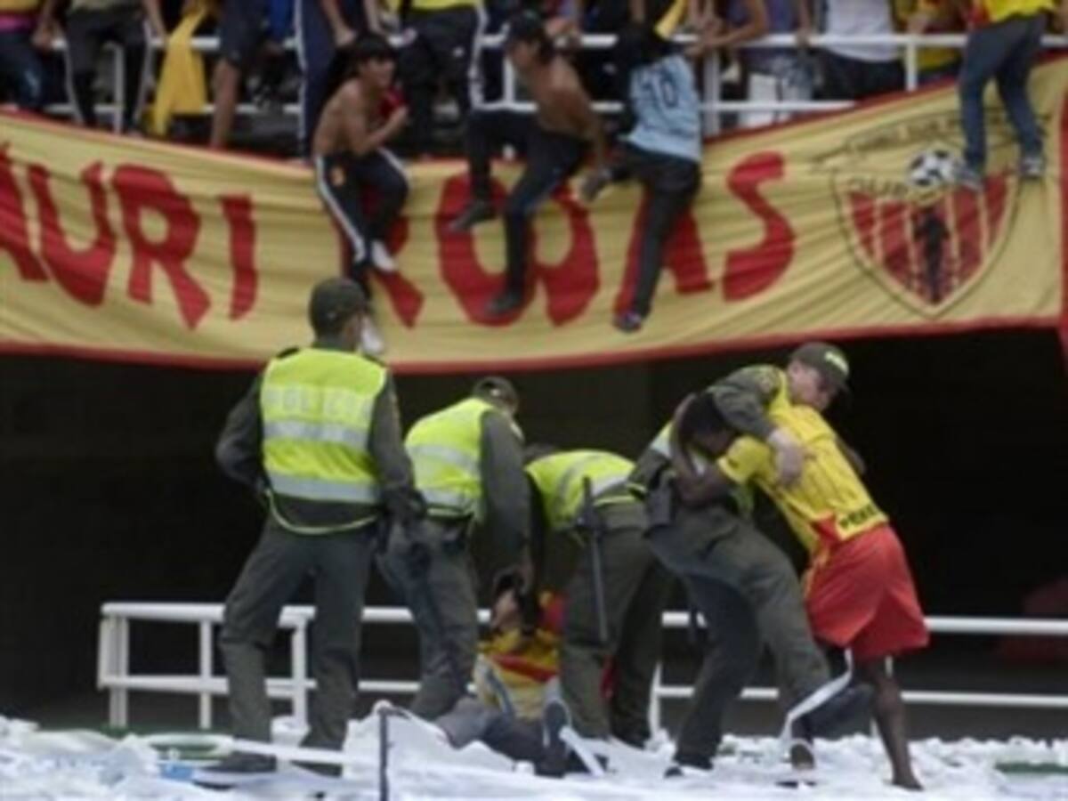 Hubo enfrentamientos entre hinchas dentro de un hospital en Pereira