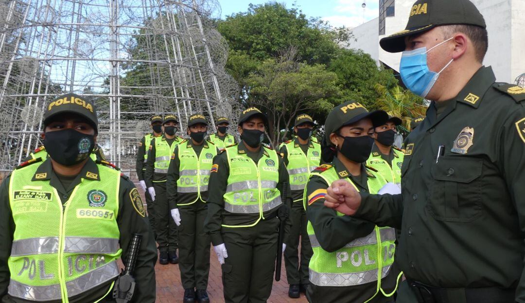 Policía de Santa Marta se refuerza con 50 mujeres  