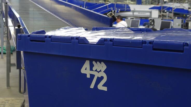 ¿La empresa 4-72 se encuentra en crisis financiera? Responde su director