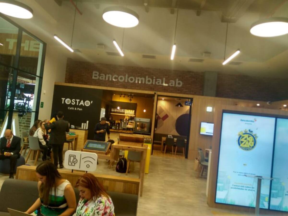 Bancolombia abrió primera sucursal del país que permite usar el celular