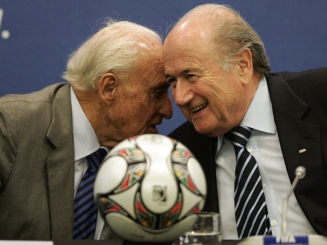 Joao Havelange (i) y Joseph Blatter (d)