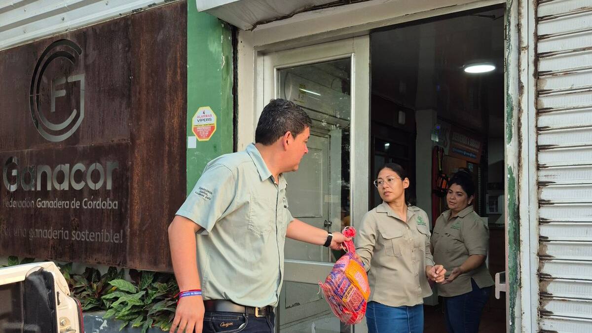 Cemento País y Ganacor llevaron esperanza a familias afectadas por inundaciones en Córdoba