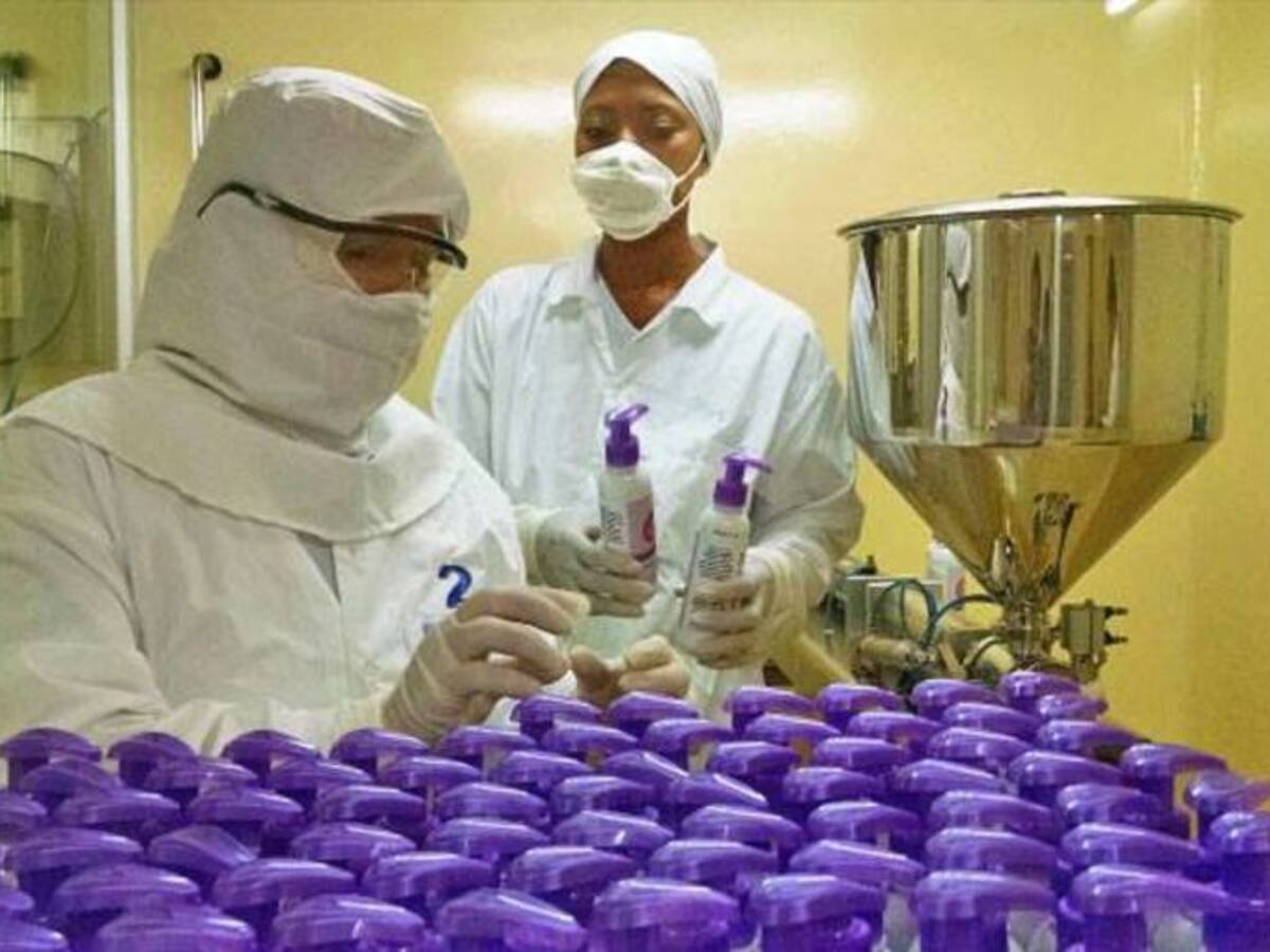 Egresados de la U. Autónoma usan plantas medicinales para hacer cosméticos